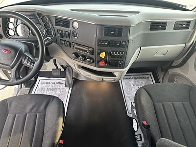 2021 Peterbilt 579