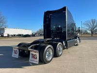 2023 Peterbilt 579
