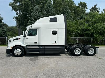 2022 Peterbilt 579