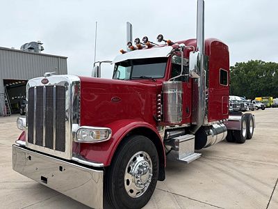 2021 Peterbilt 389