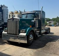 2003 Kenworth W900