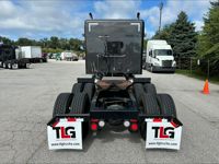 2022 Peterbilt 567