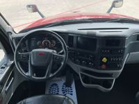 2023 Peterbilt 579