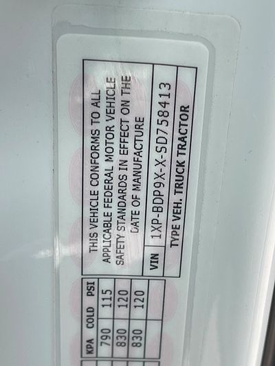 2025 Peterbilt 579