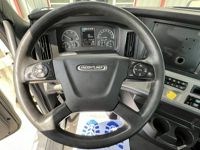 2021 Freightliner CASCADIA 126