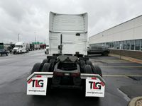 2020 Volvo VNL64T760