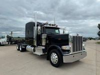 2020 Peterbilt 389