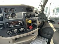 2022 Peterbilt 579