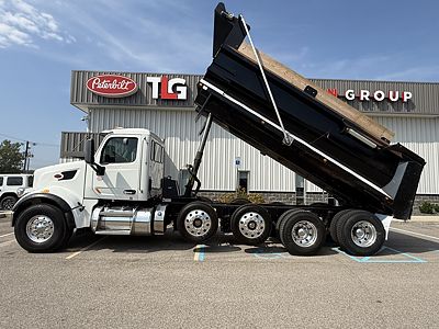 2020 Peterbilt 567