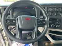 2022 Peterbilt 567