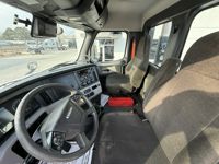 2022 Freightliner CASCADIA 126