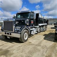 2020 Freightliner 122SD