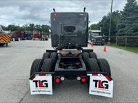 2022 Peterbilt 567