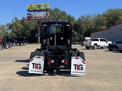 2023 Peterbilt 579