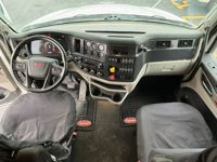 2021 Peterbilt 579