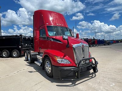 2023 Kenworth T680