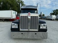2023 Kenworth W990