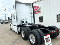2025 Peterbilt 579