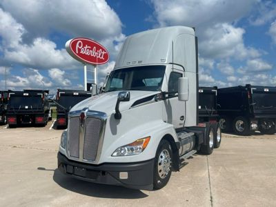2023 Kenworth T680