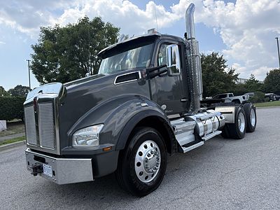 2021 Kenworth T880