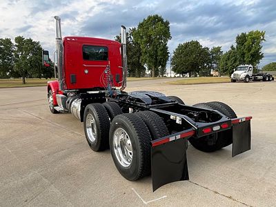 2021 Peterbilt 567