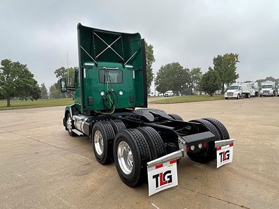 2023 Kenworth T680