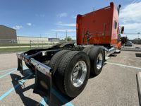 2023 Peterbilt 389