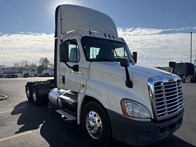 2018 Freightliner CASCADIA 125