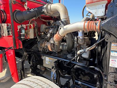2023 Peterbilt 389