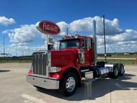 2021 Peterbilt 389