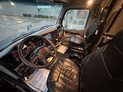 2021 Peterbilt 579