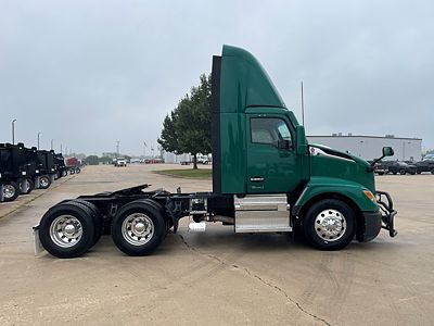 2023 Kenworth T680