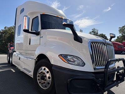 2022 International LT625
