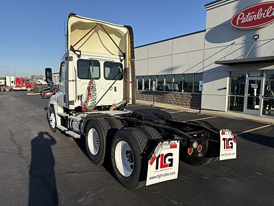 2020 Freightliner CASCADIA 125