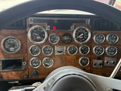 1997 Peterbilt 379