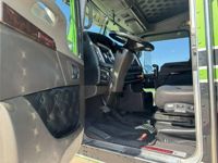 2022 Kenworth W900