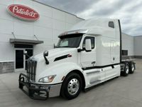 2023 Peterbilt 579