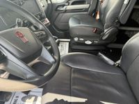2022 Kenworth T880
