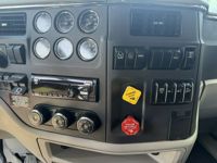 2019 Peterbilt 567