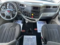 2022 Peterbilt 567