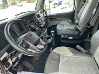 2022 Peterbilt 567