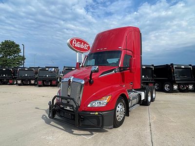 2023 Kenworth T680