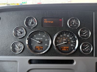 2021 Peterbilt 389