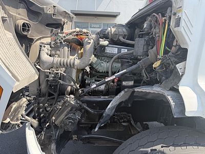 2020 Volvo VNL64T