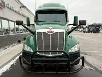 2023 Peterbilt 579