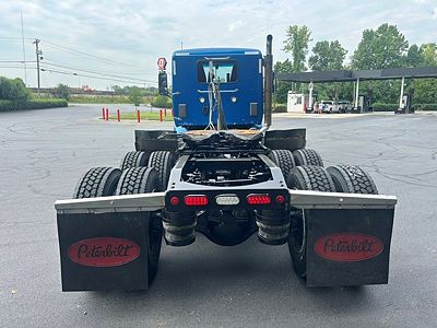 2022 Peterbilt 579