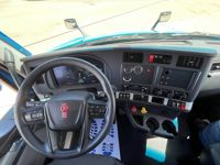 2023 Kenworth T680