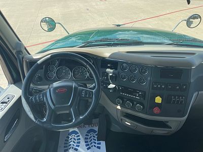 2022 Peterbilt 567