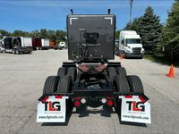 2022 Peterbilt 567