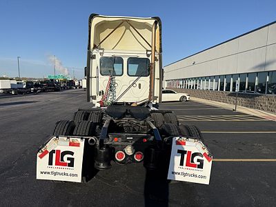 2020 Freightliner CASCADIA 125